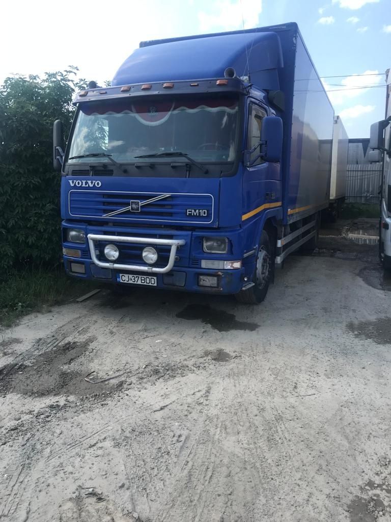 Vând volvo fm 10 motor defect