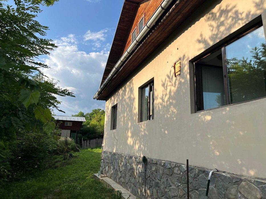 Casa 3 camere plus bucatarie, teren 1501 mp, com. Valcanesti, jud. PH