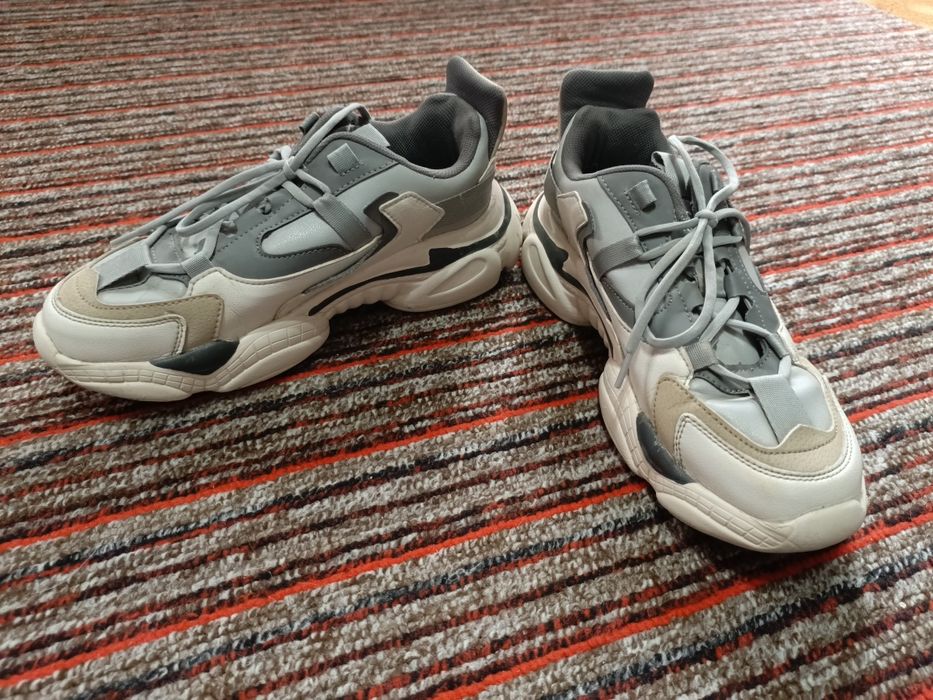 Кросовки в идеальном состоянии