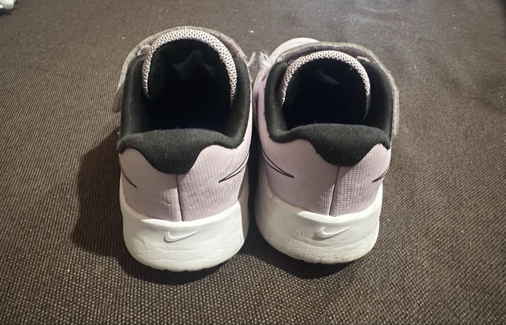 Детски маратонки Nike номер 26