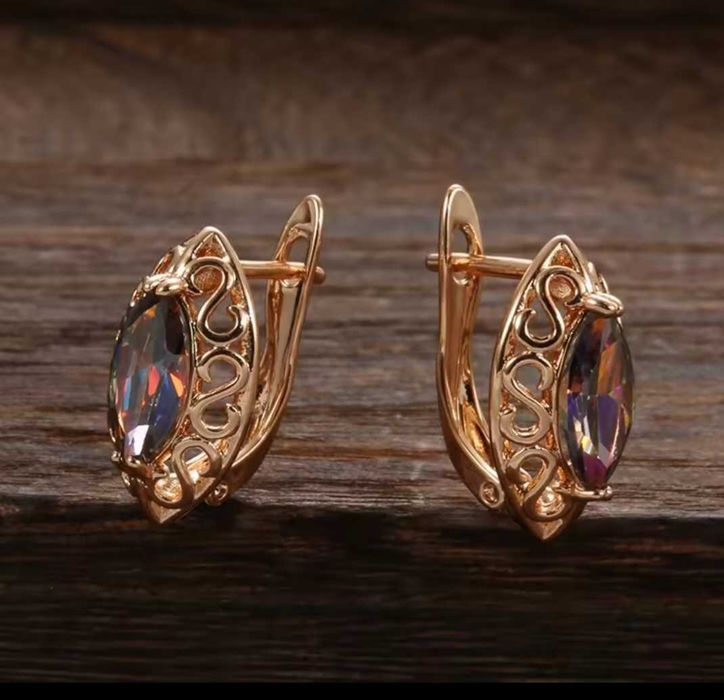 GP7, cercei placati aur 14k, noi/marcati, zirconiu cameleonic, superbi