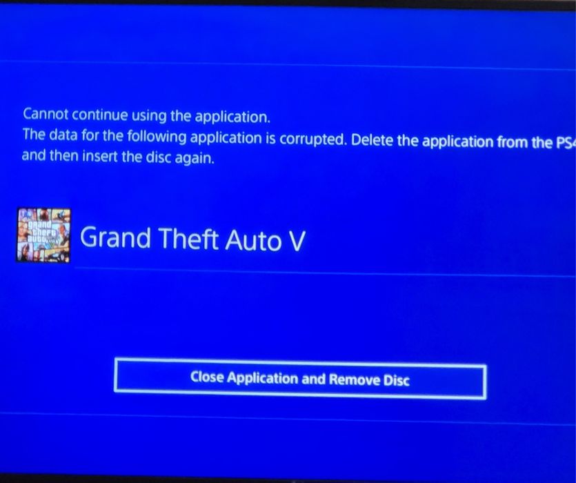 Плейстейшън 4 слим 1тб