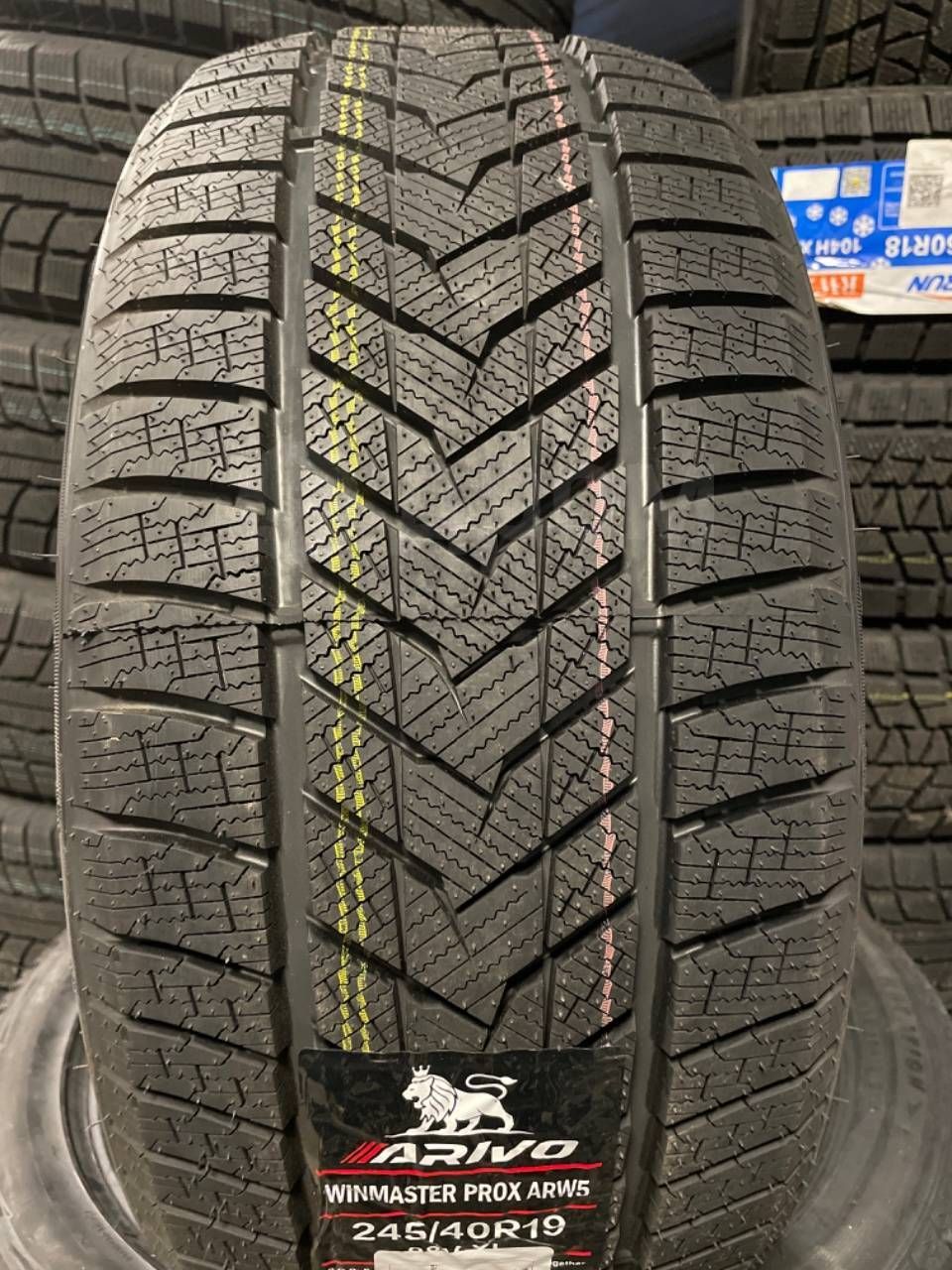 Нови зимни гуми ARIVO 315/35 R21 111H XL FR ДОТ23 борд