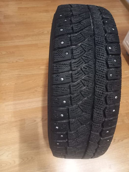 Продается шины б/у