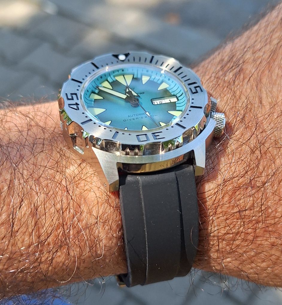 Ceas automatic nou.