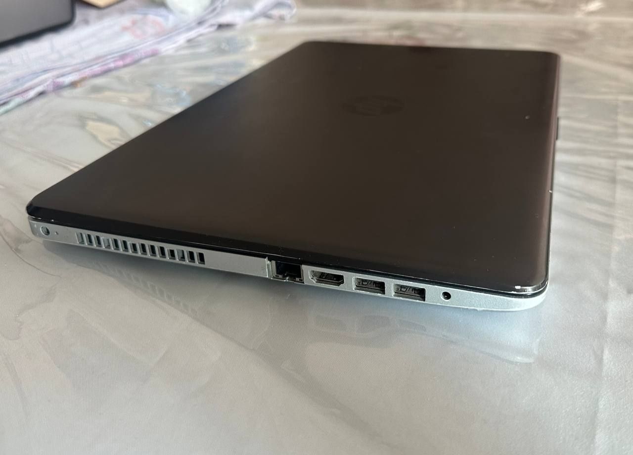 HP Ноутбук с видео картой