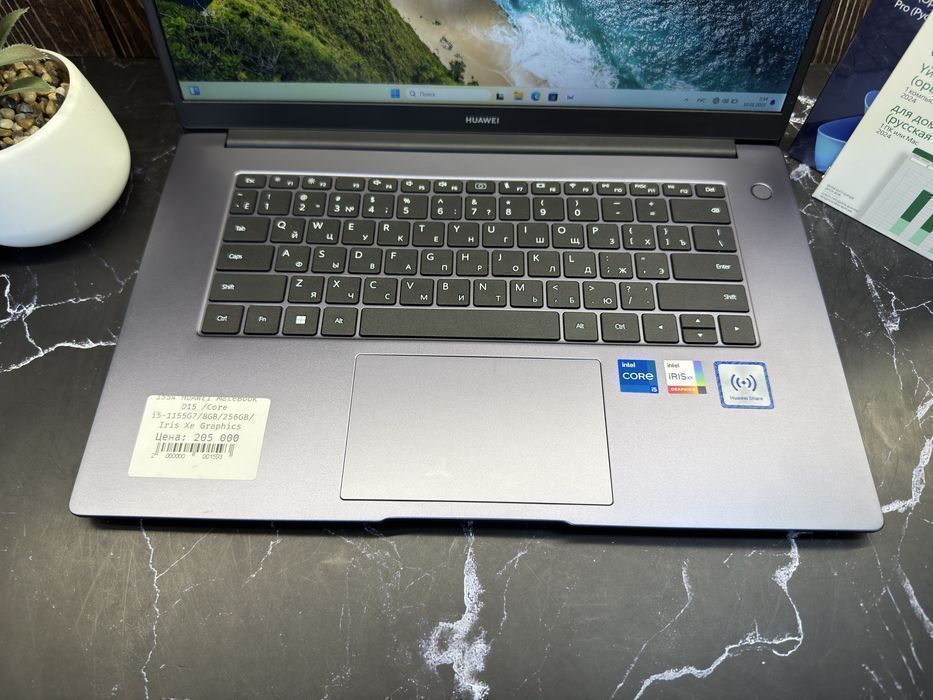 1554 HUAWEI MateBook D15 /Core i5-1155G7/8GB/256GB/Iris Xe Graphics