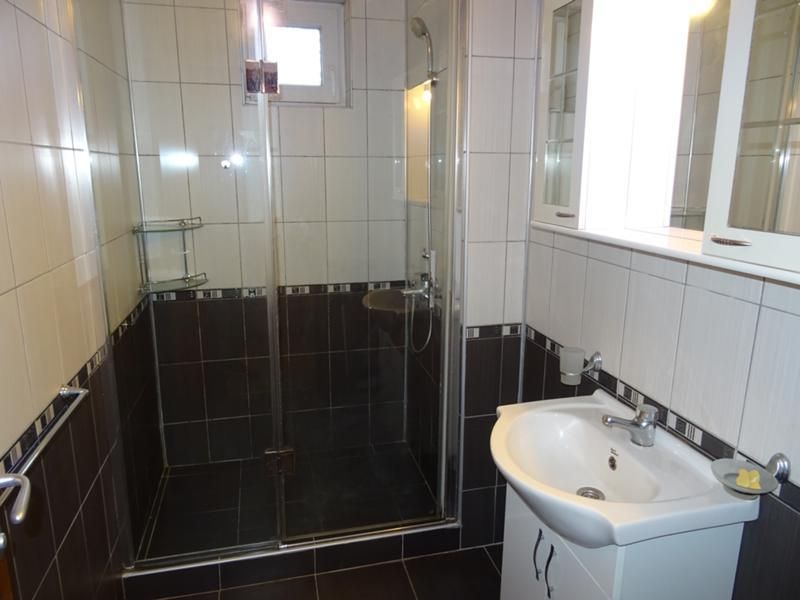 Дава се под наем Тристаен апартамент в София, Редута - 100 кв.м за 698.19 € - Снимка #6