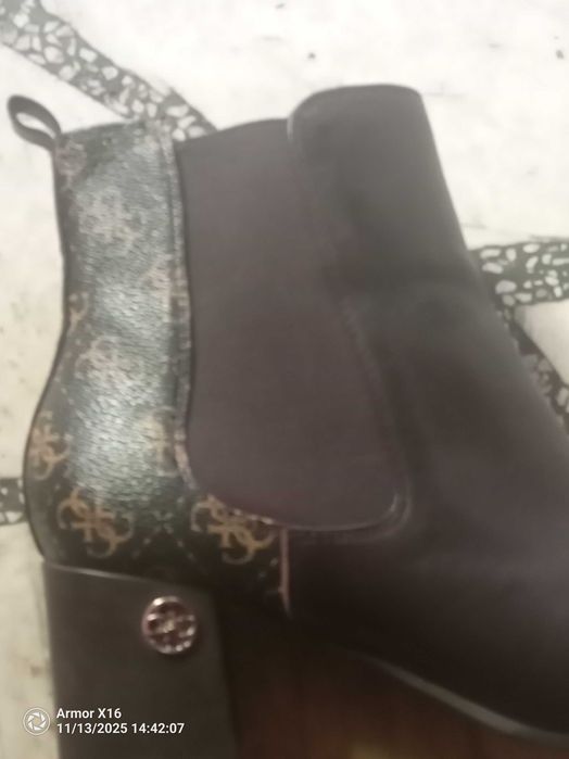 Дамски кожени боти guess 39 номер