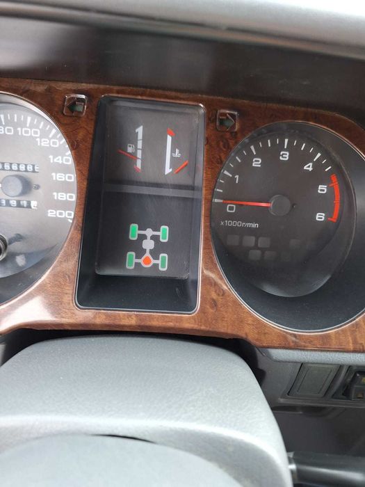 Vand Mitsubishi Pajero mk2