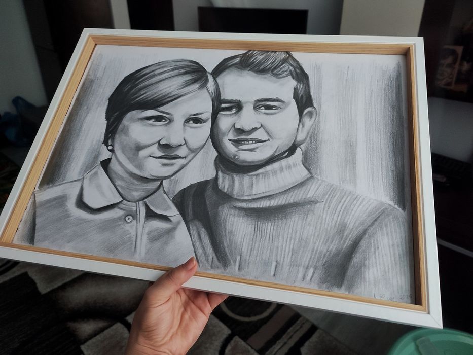 Realizez portrete și caricaturi la comandă în vopsea ulei, creion