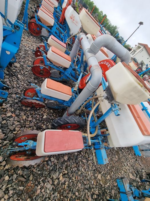 Semanatoare Porumb Monosem PNU 4 sire