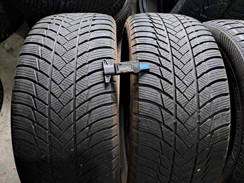 4 anvelope 235/50 R19 Bridgestone + Continental