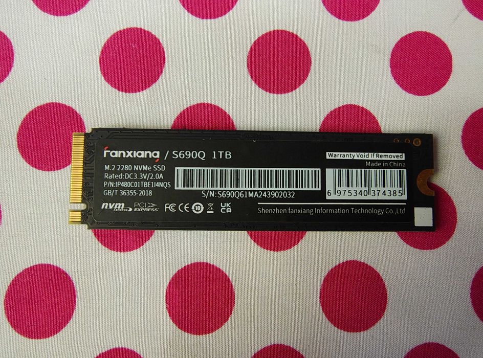 SSD Fanxiang S690Q  PCI Express x4 M.2 NVMe.