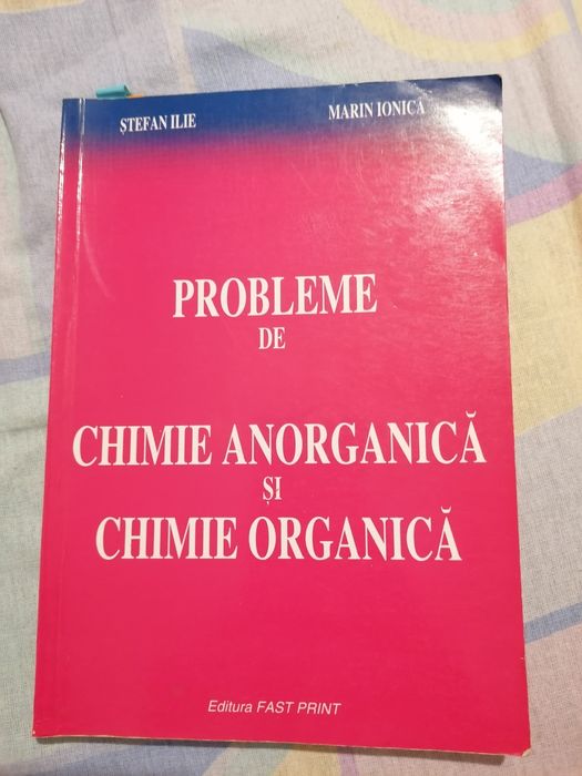 Vând carte cu probleme de chimie anorganica și organica