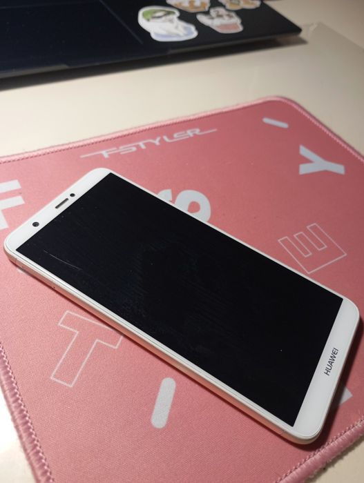 Huawei P smart (2019)