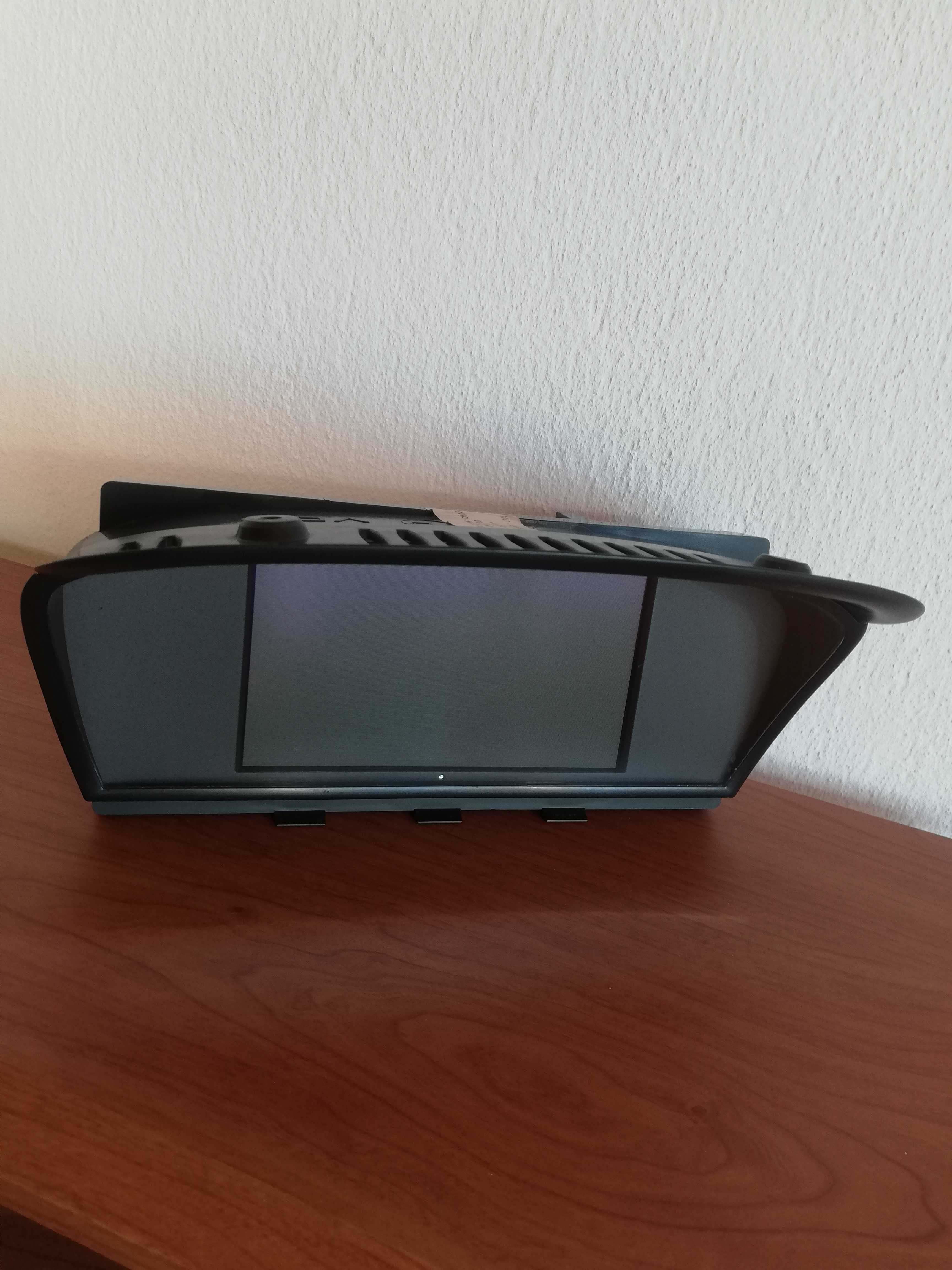 Дисплей монитор за BMW E60