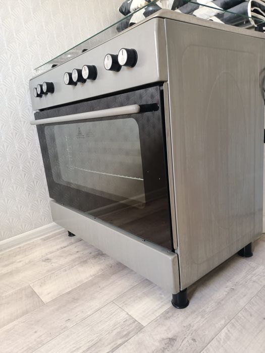 Газовая плита новая