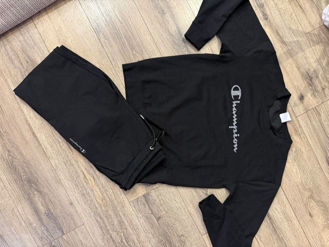 Дамски екип champion