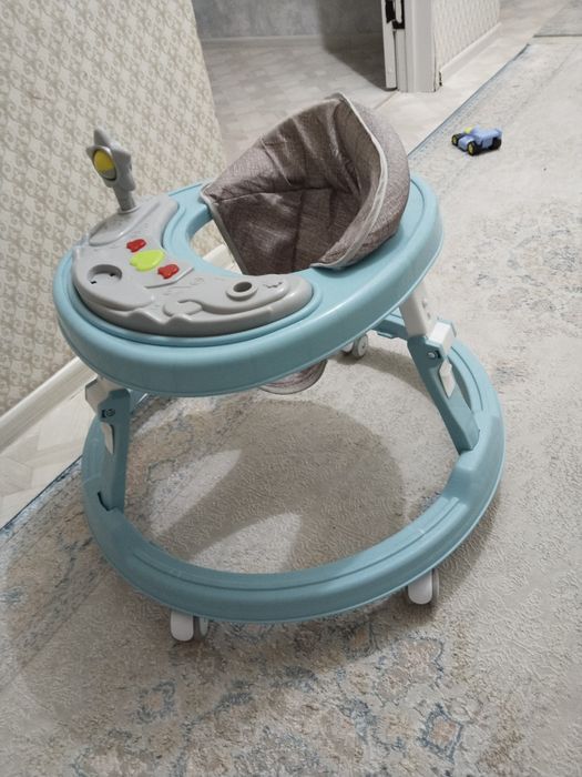 Продам хороший ходунки