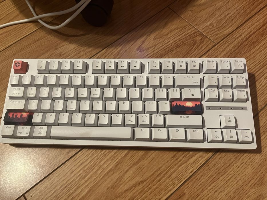 Tastatura QWERTYKEY H87
