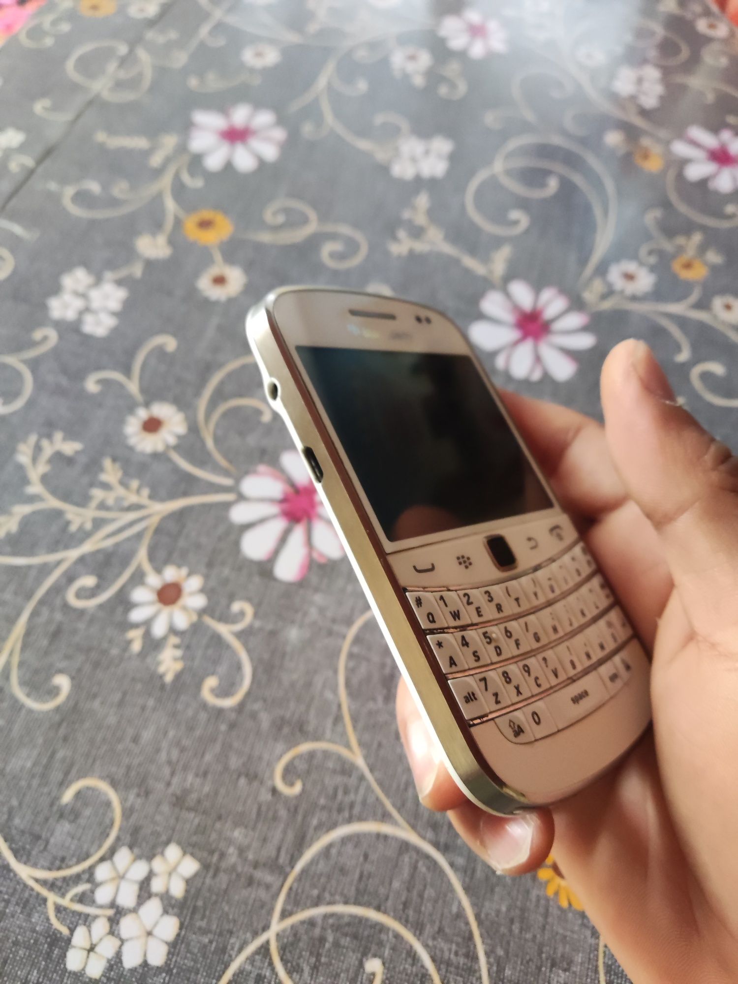 Blackberry 9900 simkarta