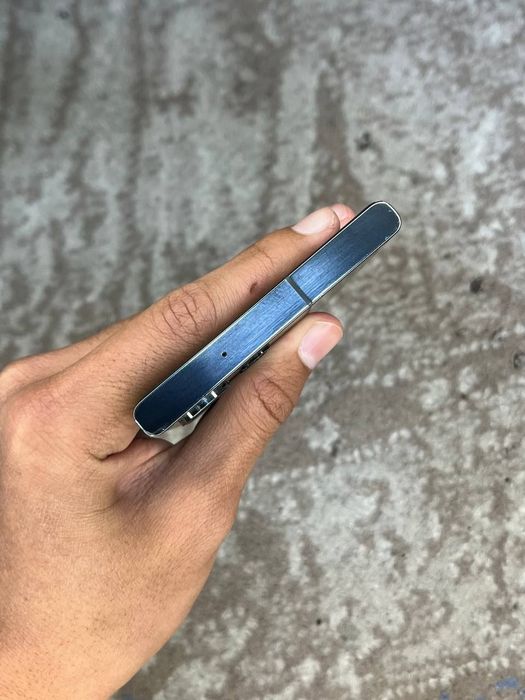 Samsung galaxy s23 ultra 5G 12/256gb holati 9/10