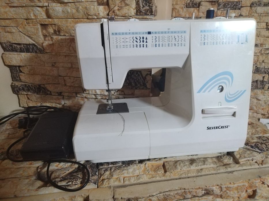 Vând mașina de cusut silvercrest made în Germania