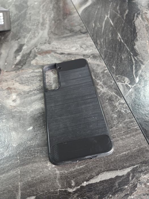 Samsung S22 и подарък case