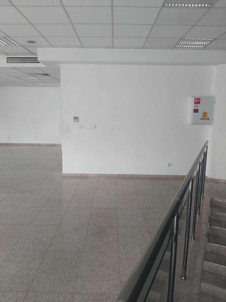 Дава се под наем Офис в София, Център - 160 кв.м за 2200 € - Снимка #3