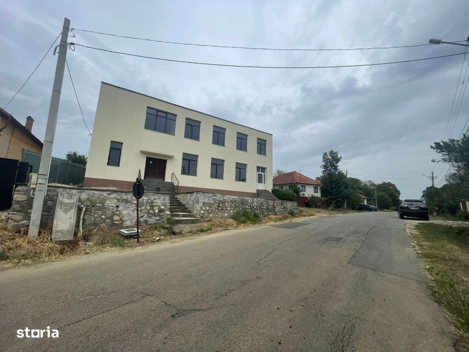 Spatiu comercial  P+1 *oportunitate de investitie* - Comuna Balanesti