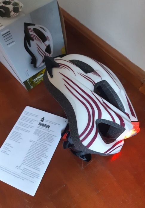 Casca fără ochelari, reglabilă 55-59cm cusemnalizare. Șei Trekking