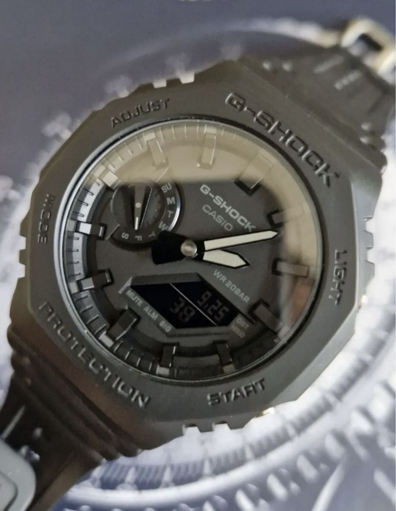 Casio G-Shock GA-2100-1A1 часовник касио г-шок