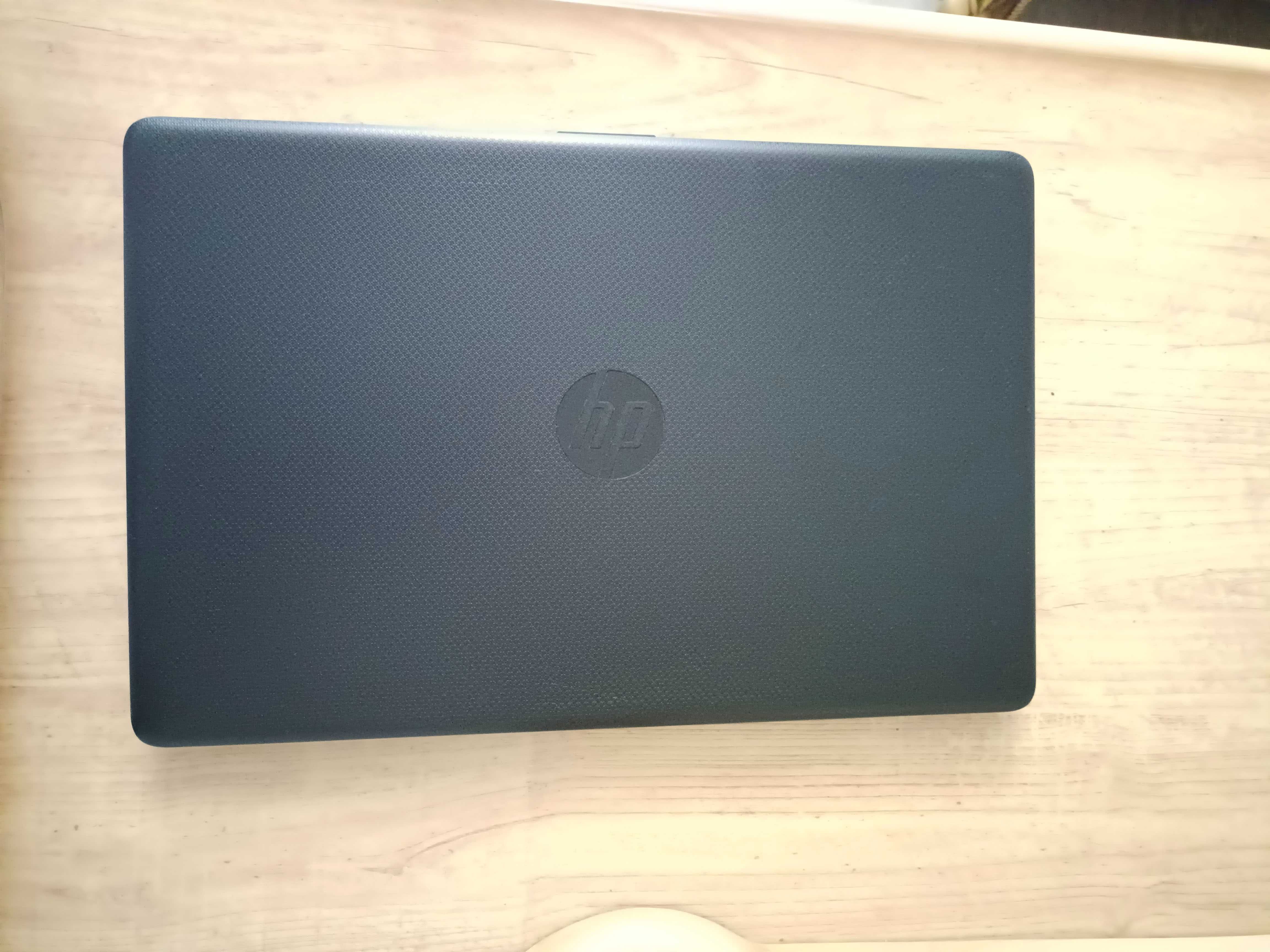 HP 15-db1087. Windows 11. SSD. Батарейка держит