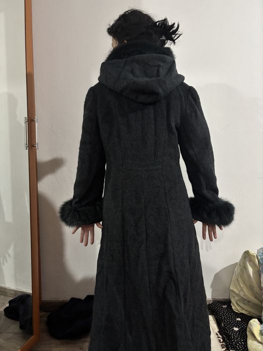 продается кошемированная пальто одевала только 1 сезон