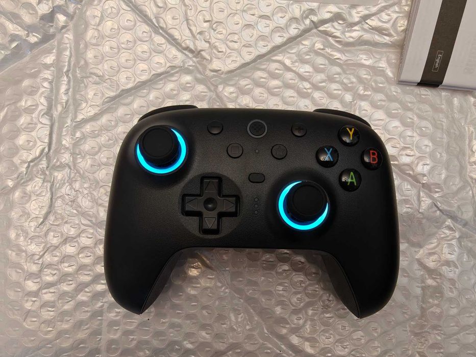 8BitDo Ultimate 2 Wireless Controller