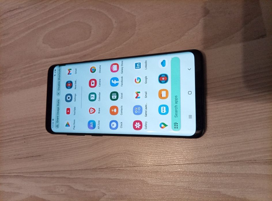 Vând mai multe telefoane