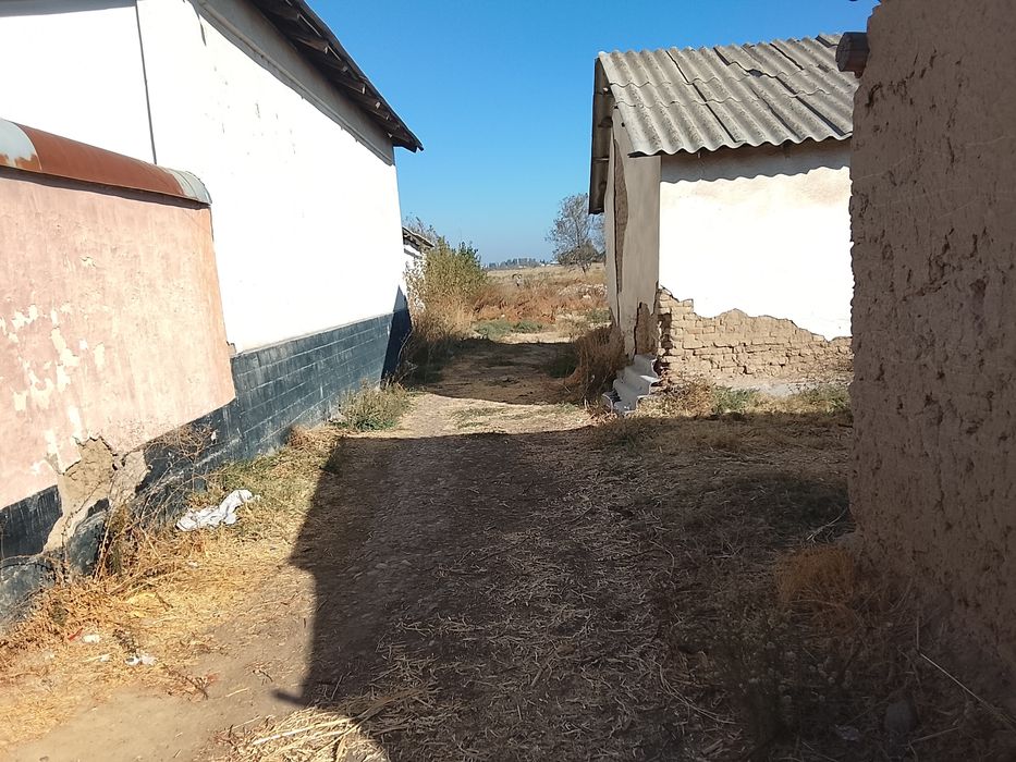 Срочна Уй сотилади