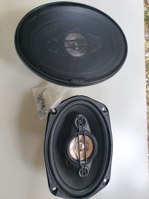 Difuzoare auto AKAI