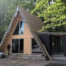 Cabane stil A Frame si case din structura de lemn, dimensiuni in funct