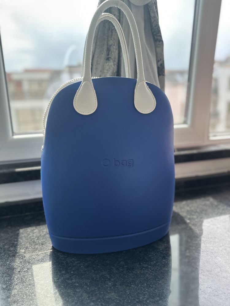 O Bag синьо и бяло