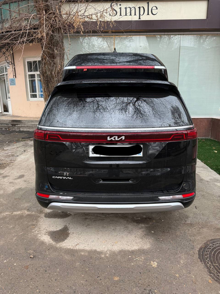 Kia Carnival, 2023