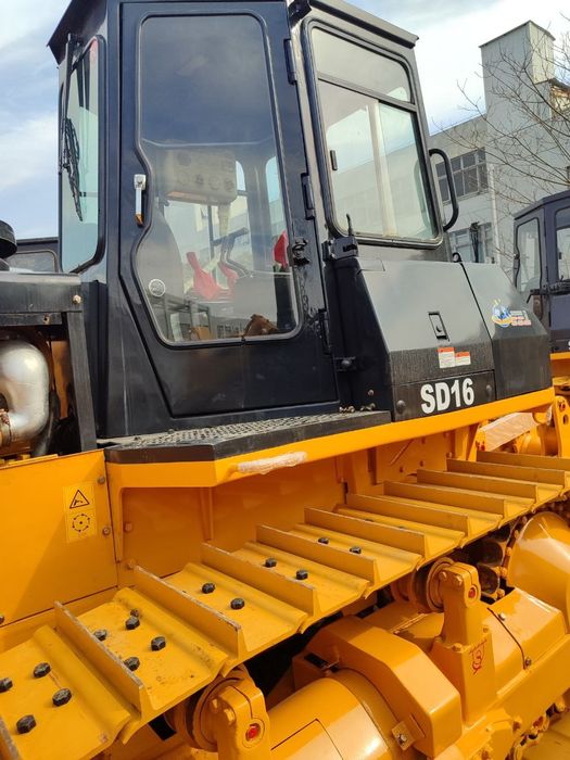 Bulduzer shantui sd16