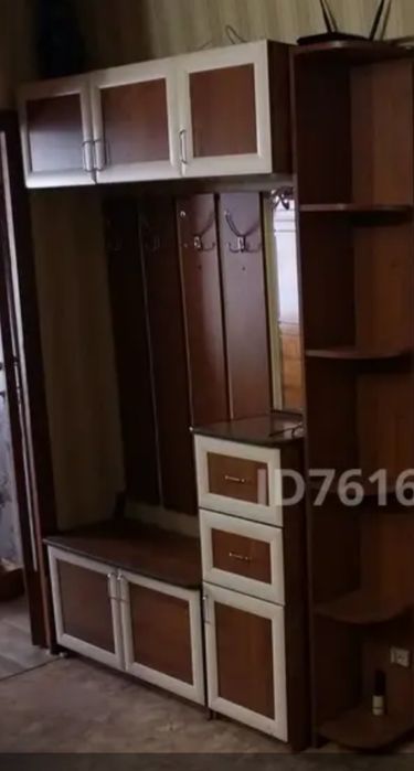 Шкаф прихожка как новый