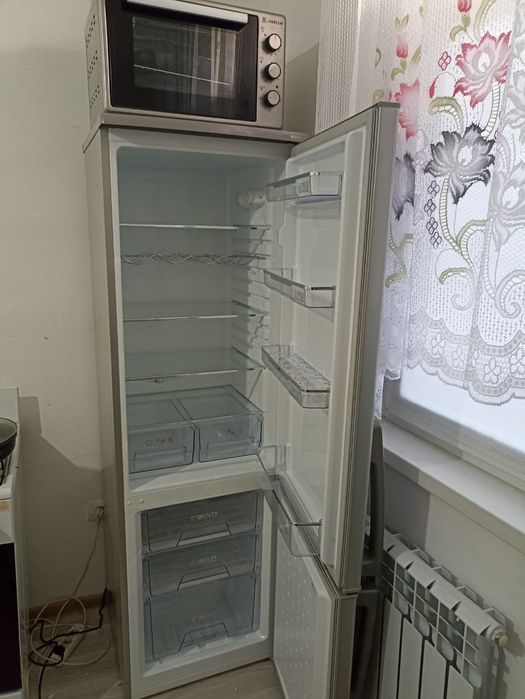 Холодильник новый
