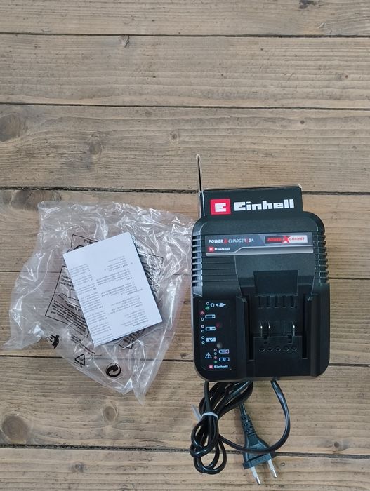 Încărcător rapid Einhell nou
