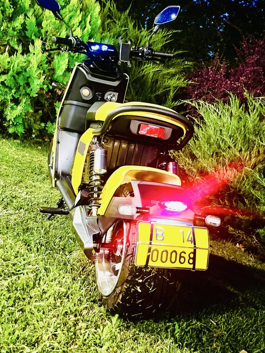 Scuter Electric Smarda 701 Pro fara permis