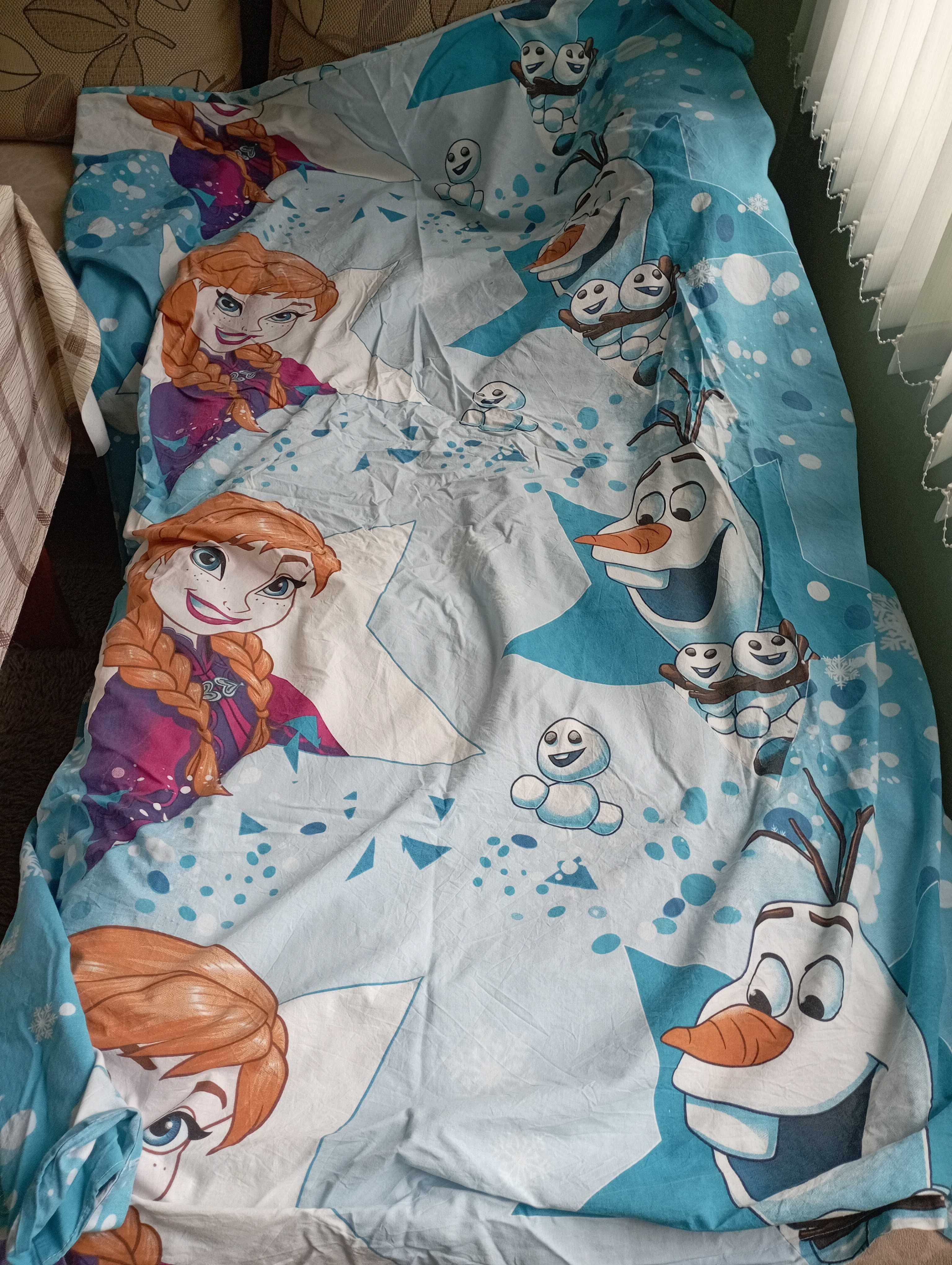 Детски спален комплект с героите от филма "Frozen"