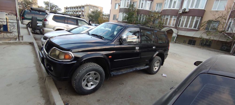 Митсубиси Натива  продам