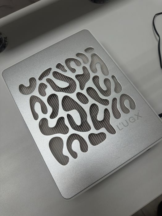 Продам вытяжку для маникюра